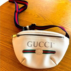 Gucci Fanny pack bag